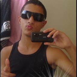 jaoziinho  #futebol #amigos #mulher   meio loko  levo a vida de um jeito 
diferente  de um jeito#ENGRAÇADO   fallowme??  =D