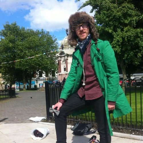 Average Skateboarder. Obsessed with the sport. Maybe I'll be famous one day.. Mantra: Keep It Real.