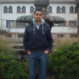 Estudiante de Periodismo en Universidad de La Serena.Le estoy agarrando el gustillo a la política. El periodista es, antes de todo, buena persona