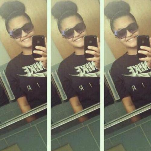 :):)Follow mhy bestfriend fa mee:):)-- @bx_imBOSSY !!:):)