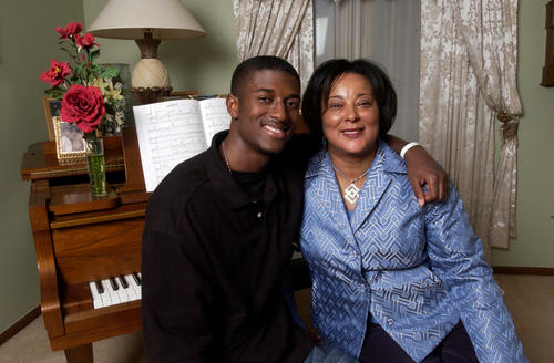 spelmangrad81's profile picture. Love music, helping others and being a mom.