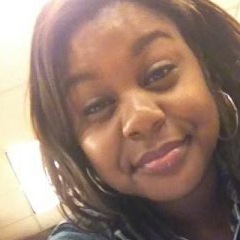 MunecaBonitax3's profile picture. under construction.