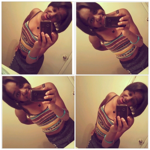 follow and i follow back.......^_^....... i follow u...follow back