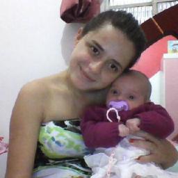 ზ Ela é diferente, ela é engraçada , é inteligente, também é BEM HUMORADA ! (8'