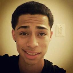 Work hard, play hard
#TeamPrettyBoy
#TeamLightSkinned
#24 on the field  #YM #Ovoxo #Eagles