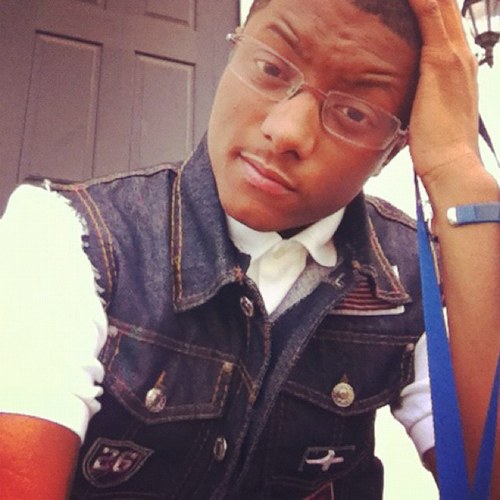 CollegeBoy_Teek's profile picture. Fuck a Bio...Just Follow #LunchKrew #MOMniggas