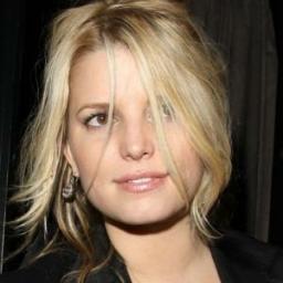All the latest breaking news about Jessica Simpson.