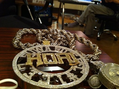 HORI_OFFICIAL_'s profile picture. 1st Album【K.O.N】も好評発売中のラッパー
HORIのSTAFFによるアカウントです。最新のリリース情報やライブ情報等をいち早く皆さんにお届けすると共にHORI本人によるツイートもあります！皆でHORIを応援しましょう！お気軽にフォローして下さい！Facebook Hori Ssr