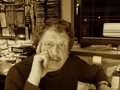 tilmette's profile picture. cartoonist