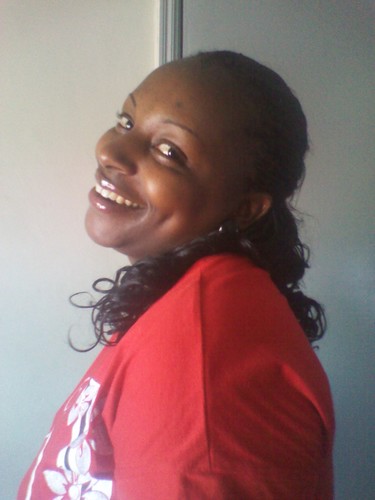 ruthwakini's profile picture. 