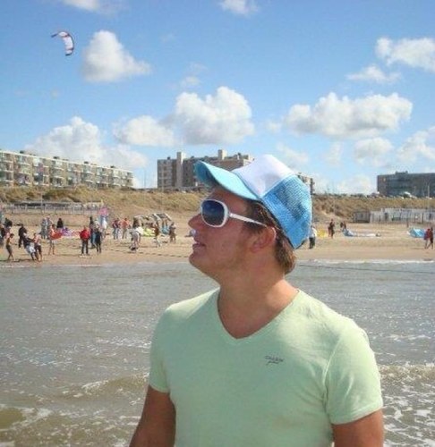 German Teacher
 ||@geeftles|| Enjoy Life!