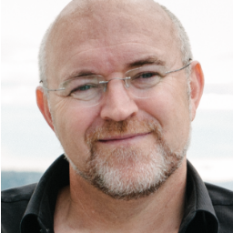 Lie-down comedian. Tweets in Norwegian. For my tweets in English: follow @startupromantic
