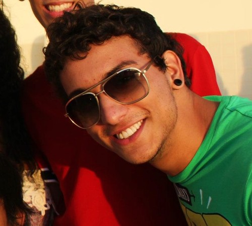 Músico/compositor independente de Brasília
Contato para Shows: s.dallorto@hotmail.com