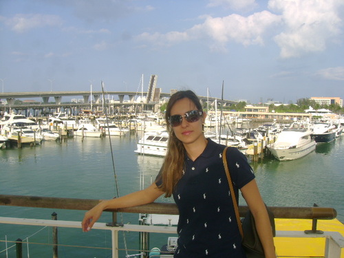 Suyeneoliveira's profile picture. 