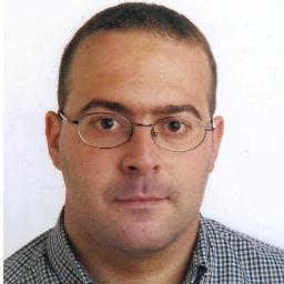 Técnico BI, programador informático y docente.