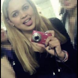 Eu te amo mtmt pra sempre kk minha Tamires s2.     
o que ela ama aqui @SkateSempreG