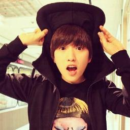 อันฮยองคร๊าบ! *ตะโกน* ผมดั๊กดึล *ทำหน้าแอ๊บแป๊ว* ทักผมได้น้าคร๊าบ ฟอลมาเยอะๆน้ะค้าบ