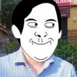 Personal ExecutiveL, apaixonado pelos meus badequinhos e fluminense roxo! 
Vamos rir juntos das besteiras que meu irmão gemeo e eu falamos?