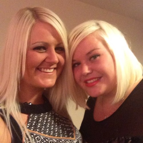 carlywickham's profile picture. 