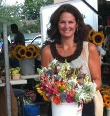 artfulplaces's profile picture. Community builder, planner, traveler, gardener. Lover of public spaces, parks, cities, streets as places, artful living. Say yes when no one asks.