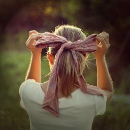 - Я по глазам вижу, что ты пил!  - Я по бокам вижу, что ты ела!  http://t.co/AxlAgeEkVt