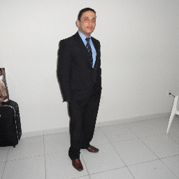 Tenho felicidade o bastante para fazê-la doce dificuldades para fazê-la forte,
Tristeza para fazê-la humana e esperança suficiente para fazê-la feliz.