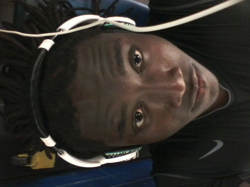 My name is Dykarius AKA Corky AKA CBO i love tew clown on everybody or everything i love tew shoot ball love money and love my girl princess