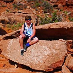 TylerRohlf's profile picture. YOU FOLLOW ME I FOLLOW YOU ! End of story