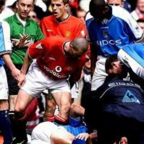 MUFCfansbanter's profile picture. love united hate blue scruffy cunts