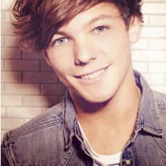 giulianatomlins's profile picture. 