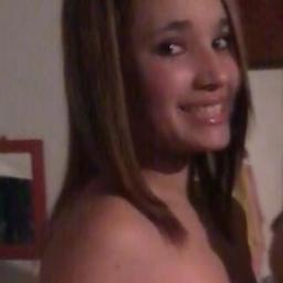 nome:Palloma Carollina
signo:leao
idade:15 anos
