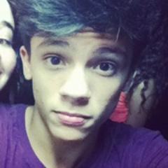 Desculpa por não encontrar uma definição sempre que me perguntam o que eu sinto por você. @FiigueiredoP ❥