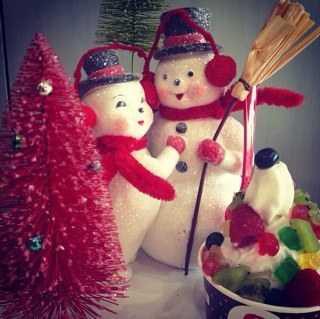 MangoDeerpark's profile picture. hey guys! like us on Facebook and twitter and receive updates and possible discounts and all other offers!