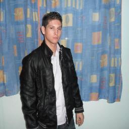 evangélico, servo do todo poderoso e compromissado com a obra de Deus.