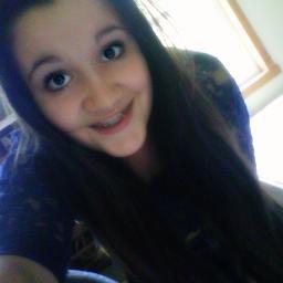 Hii , I'm 14 and from Canada !I love music; I'm a proud Directioner and also a Belieber ! Please follow me I will follow back :)!♥
