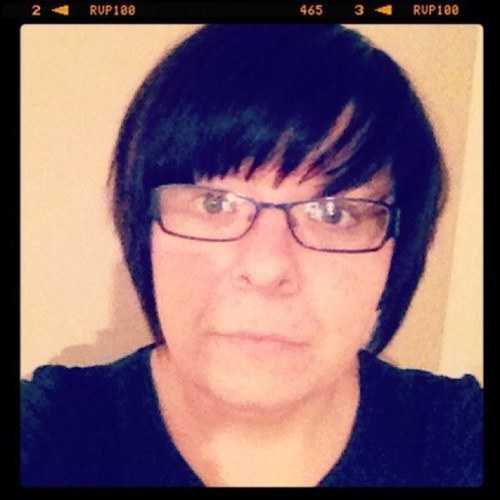 Hey i'm Sarah i'm a massive Ronan Keating / Boyzone fan :)