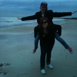 Beccycraft's profile picture. Honestly, I don't even know why I have twitter. ;)
18, proud Ginja!