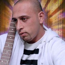 dam3a_it's profile picture. 