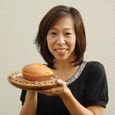 パンとパン屋さんのガイド「パンスタ」編集長のたかこです。http://t.co/V9omXqaiwl
パン女子会「マニアックデパン」主宰。パンを食べる会や「外ｄｅパン」カフェイベント等しています。
FB⇒https://t.co/utAIYvWyfm
パンスタ⇒http://t.co/V9omXqaiwl