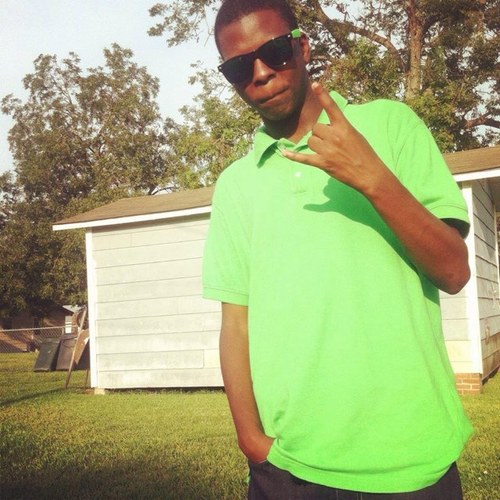 Im 16 my bday 1-6-96 add me on facebook: torri loving instagram: different_kid
