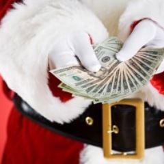 I am the Hot 104.7 Secret Santa. I'm holding $1,000. Use the clues @Hot1047Maine gives out, find me & give me the phrase that pays... I give you cash!