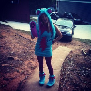 susannalei's profile picture. meow