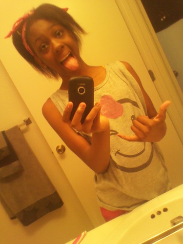 I'm crazy.. I'm sexy.. I'm awesome.. I'm lovable.. Now u want to hit dat follow button!!!