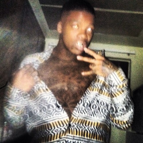 IMA P BITCH U READIN T$$ MUCH ..SO COME CASH A NIGGA OUT OR GET T.F OFF MA SHITS