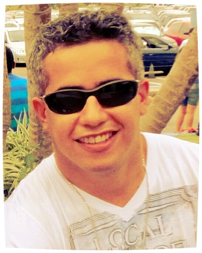 Lutar sempre, Vencer as vezes, Desistir nunca, Aproveitar a vida da melhor maneira possível... Prazer, FERNANDO COAST