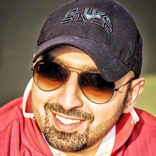 OsamaBash's profile picture. أبْصَرُ النَّاسِ مَنْ أبْصَرَ عُيُوبَهُ ، وَ أقْلَعَ عَنْ ذُنُوبِهِ