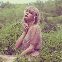 Love is a Ruthless game Unless you play it Good and right ♫ :::::: @taylorswift13 is my inspiration ♥