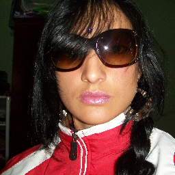 cristianeflor10's profile picture. 