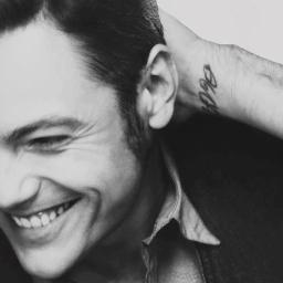 l'amore è una cosa semplice #promuovendoL'uscitaDelDiscoAll'estero