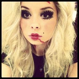 NesbianScotland's profile picture. Fan account dedicated to the perfect @ninanesbitt!
Met her 1/11/12! this page is owned by @gingersarebest and @osnapitzlaurenn :)